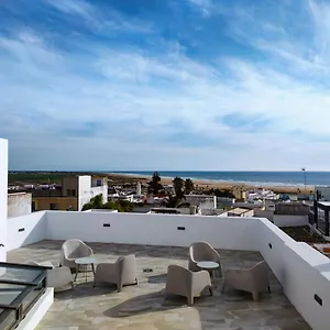 2* Pensión Arena House Conil