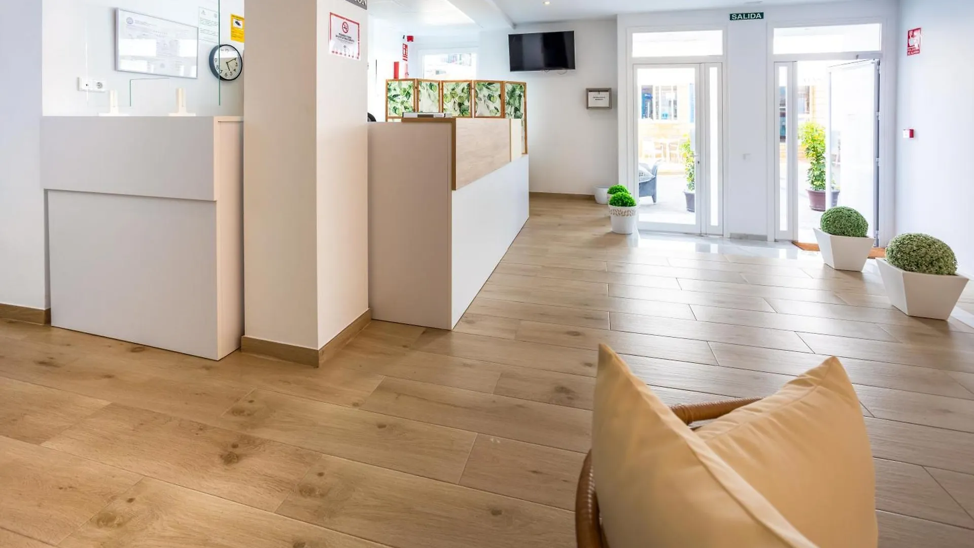 Hotel Oasis Centro Кониль-де-ла-Фронтера
